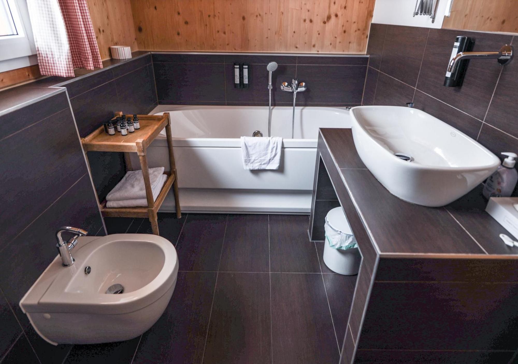 1A Chalet "Wolke" Wandern, Grillen, Wellness Im Traumhaus Wolfsberg Bagian luar foto